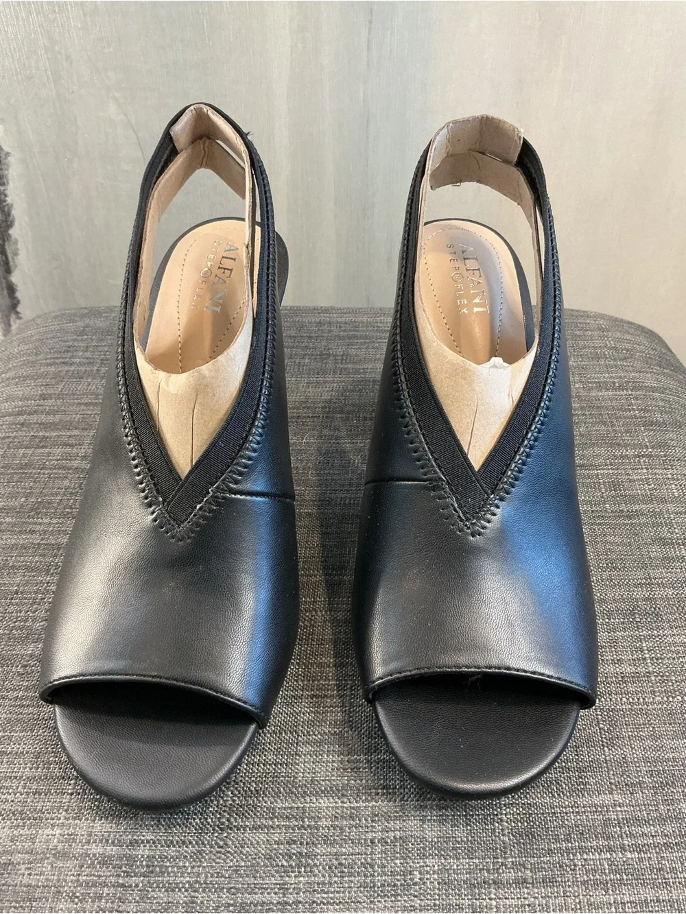NIB Alfani Step ‘N Flex Cealp Peep-Toe Slingback Heels Black - Size 8M